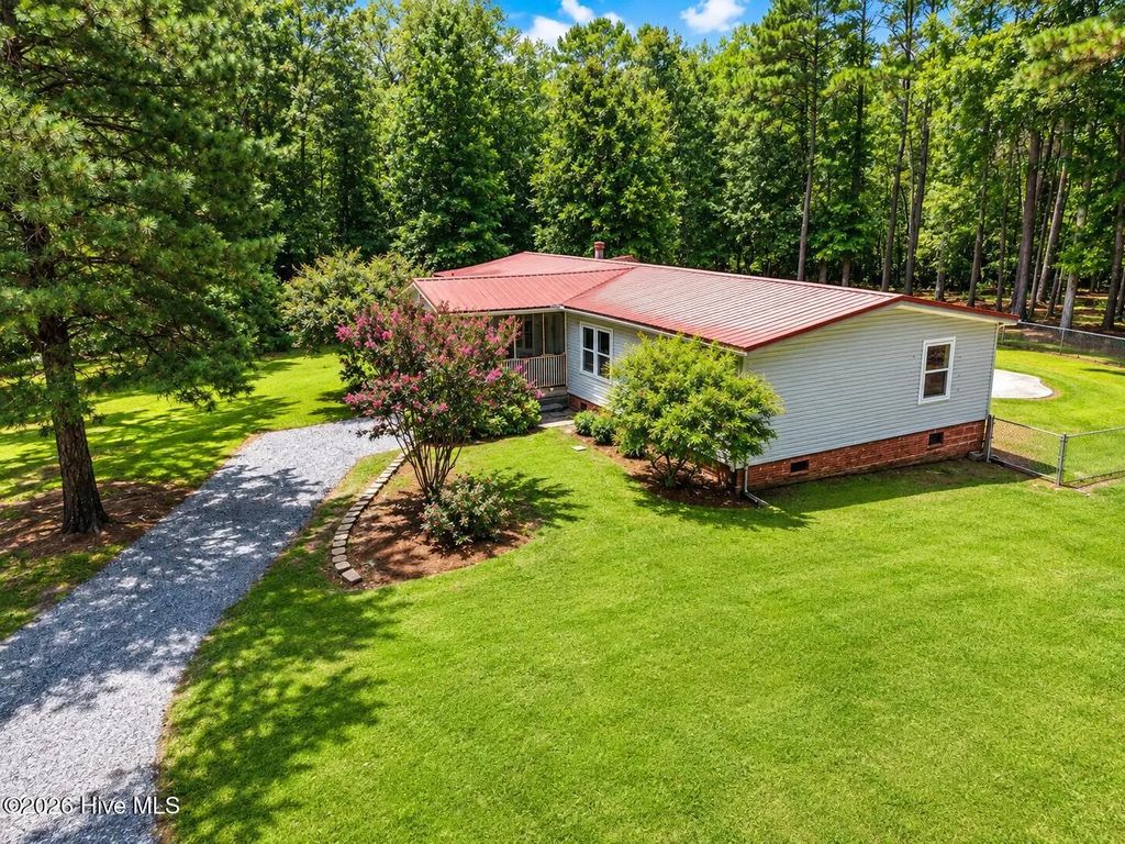 180 William Gurganus Road, Maple Hill