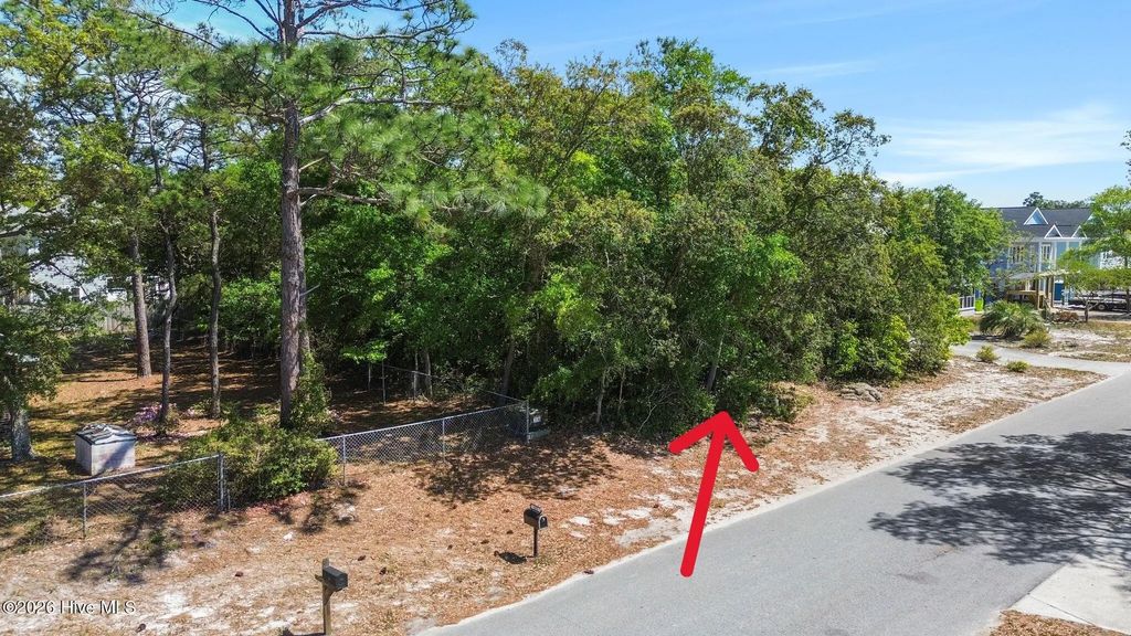 48 Ne 1st Street, Oak Island