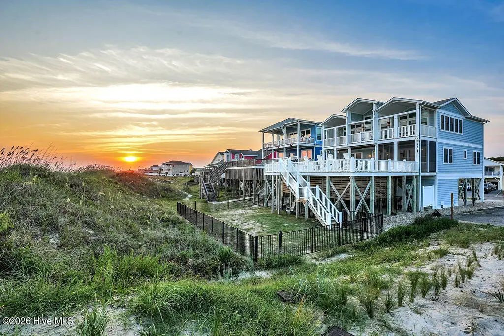1101 Ocean Drive, Oak Island