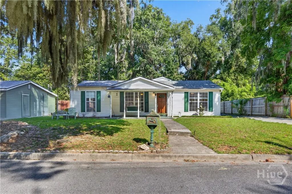 1 Lansing Avenue, Savannah