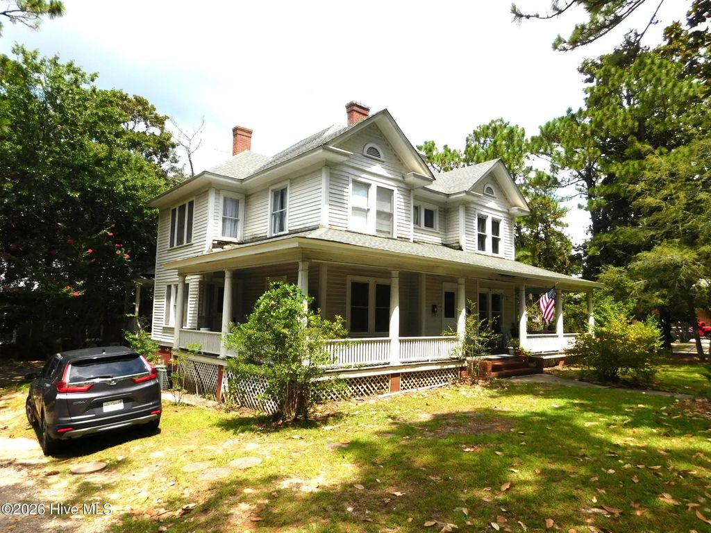 180 N May Street, Southern Pines