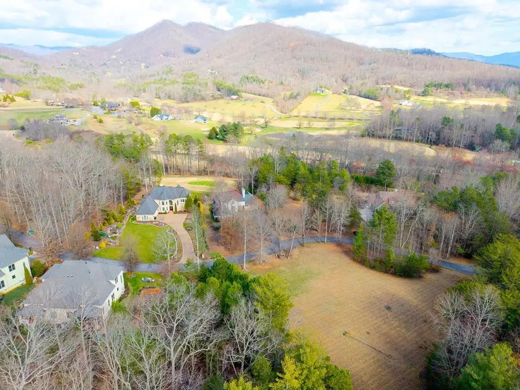 43 44 45a Licklog Ridge, Hayesville