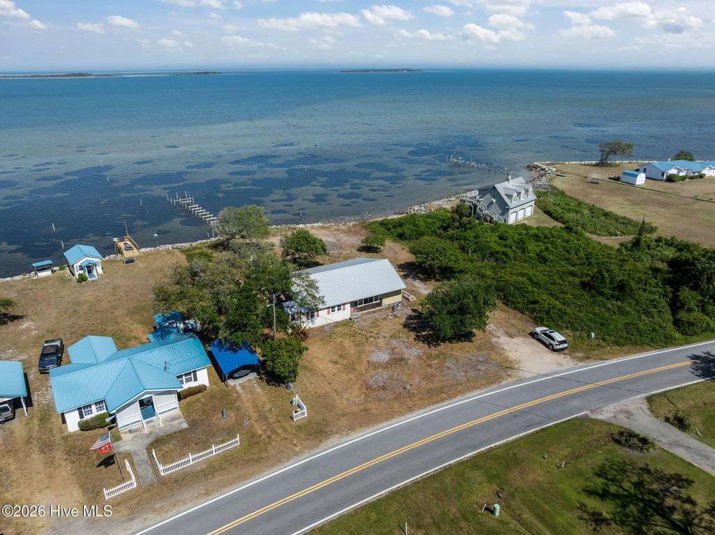 2472 Cedar Island Road, Cedar Island