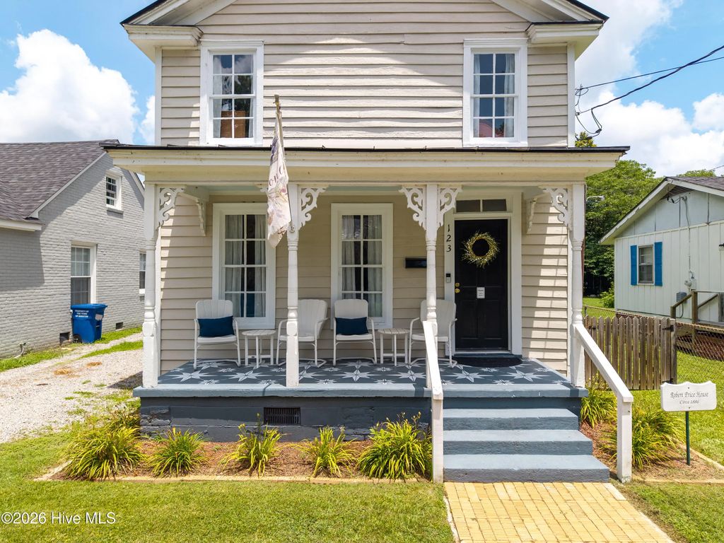 123 E Gale Street, Edenton