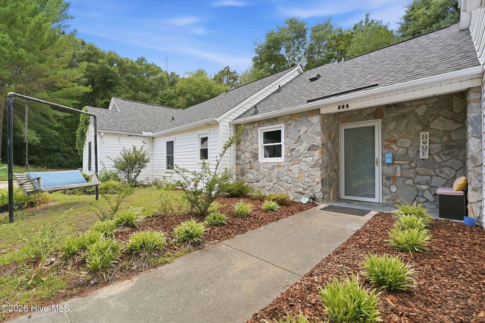 906 Cedar Court, Aberdeen
