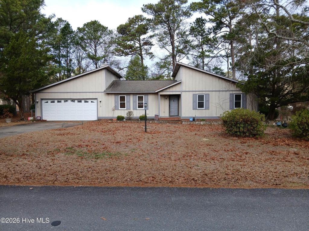 102 Foxwood Place, Goldsboro