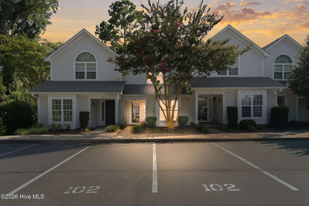 6211 Wrightsville Avenue Apt 102, Wilmington
