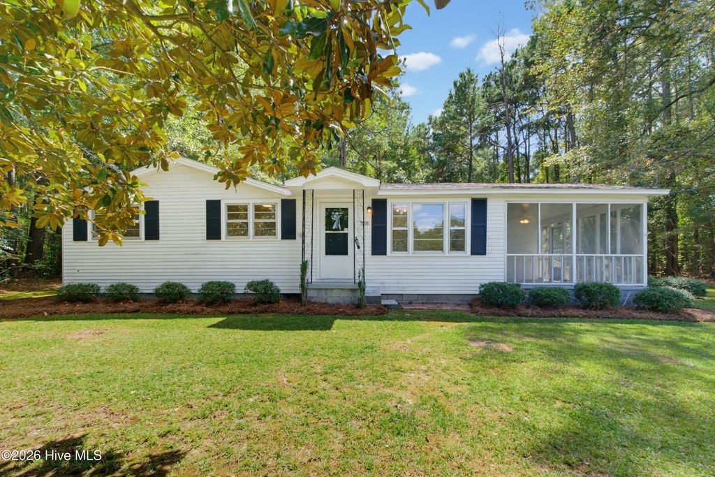 728 Warrior Trail, Whiteville