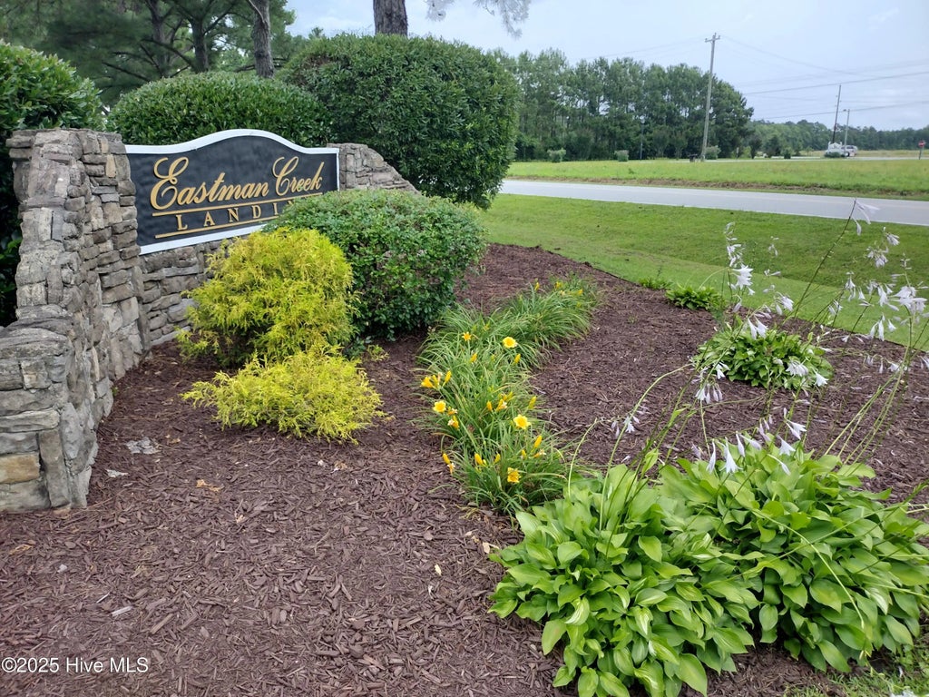 510 Shipmast Court, Beaufort