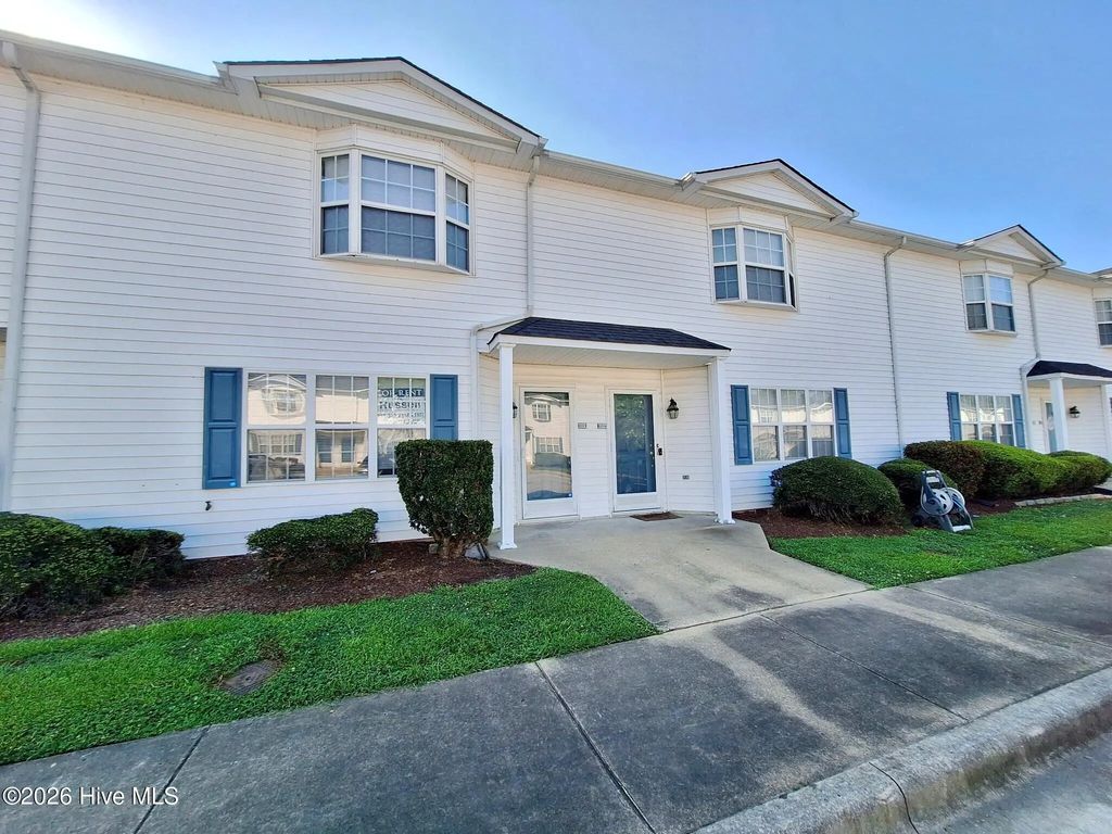3995 Sterling Pointe Drive Kkk5, Winterville