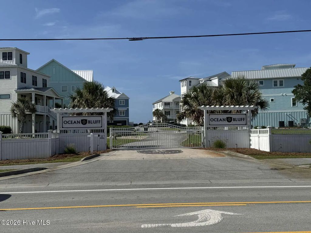 100 Ocean Bluff Drive, Indian Beach