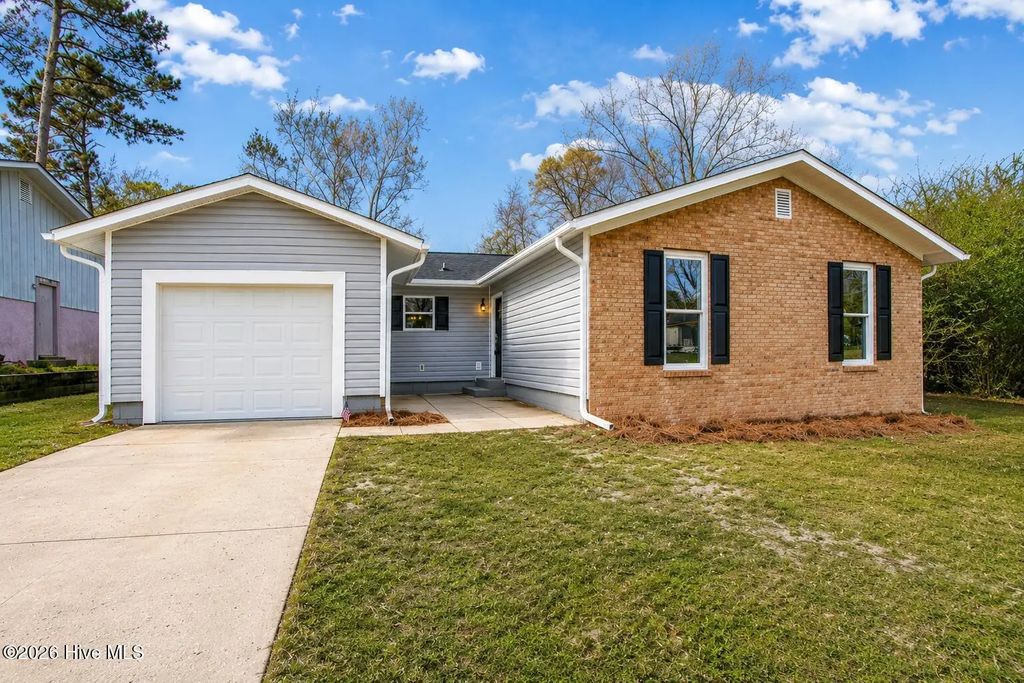 119 Shadow Brook Drive, Jacksonville