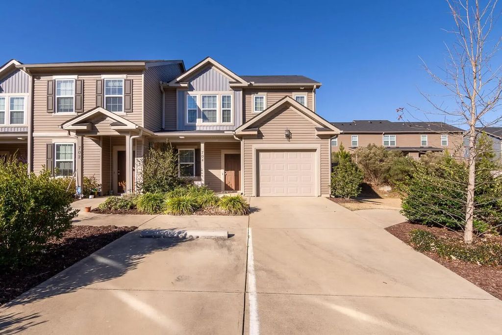 704 Red Cedar Court, Columbia