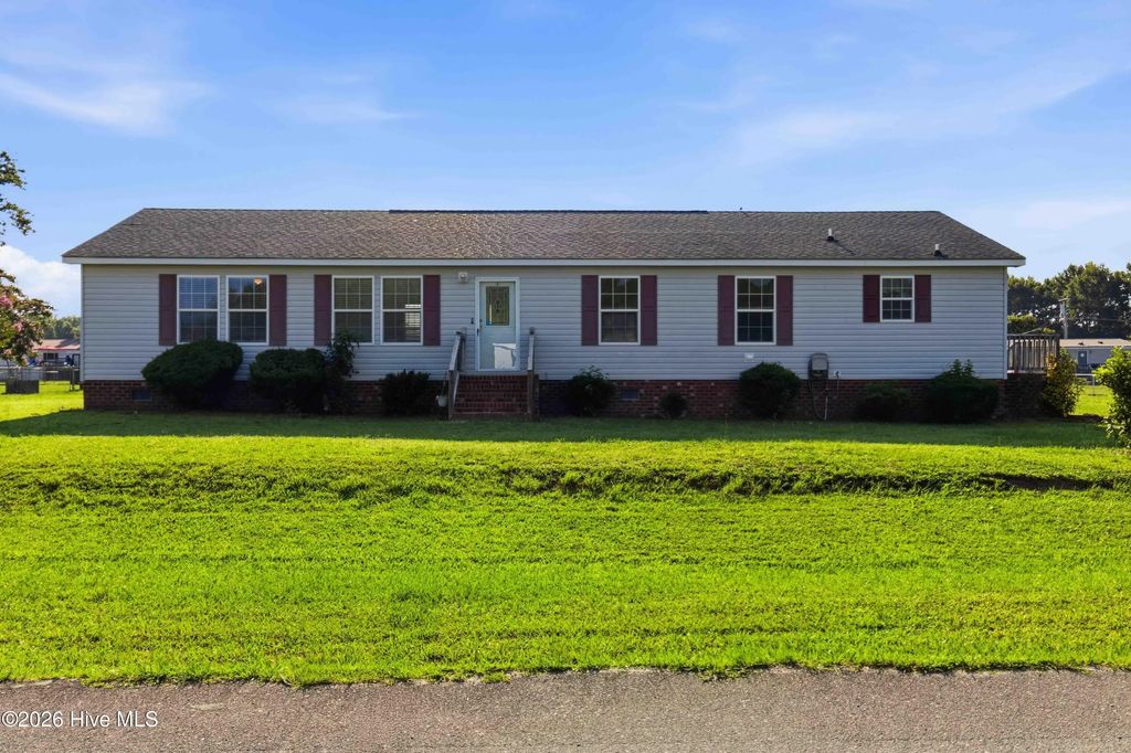 614 Autumn Winds Drive, Goldsboro