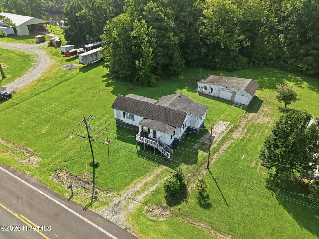 13914 Us Highway 264 Road, Swanquarter
