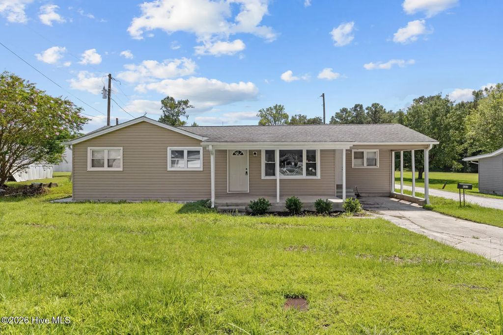 633 Haws Run Road, Jacksonville