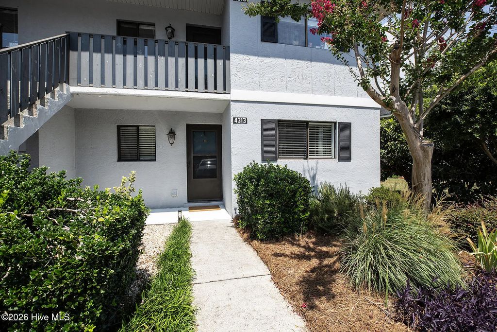 4313 Holly Tree Road, Wilmington
