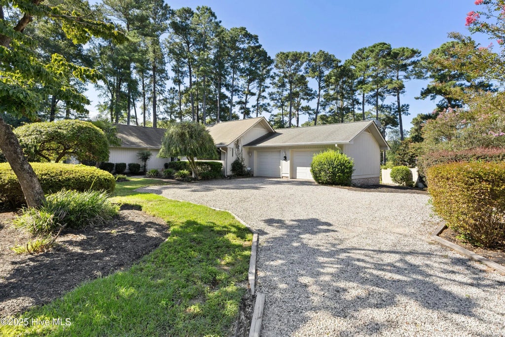 3 Gate 6, Carolina Shores