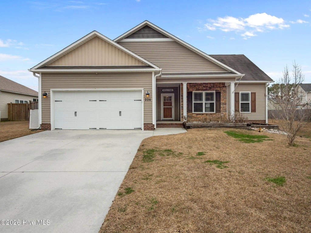 224 Channel Marker Loop, Swansboro