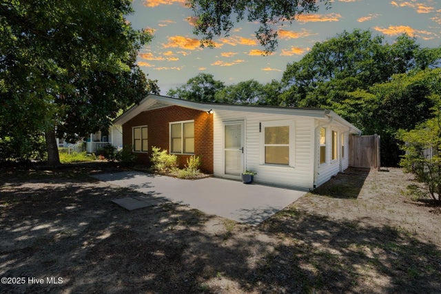 115 Ne 9th Street, Oak Island