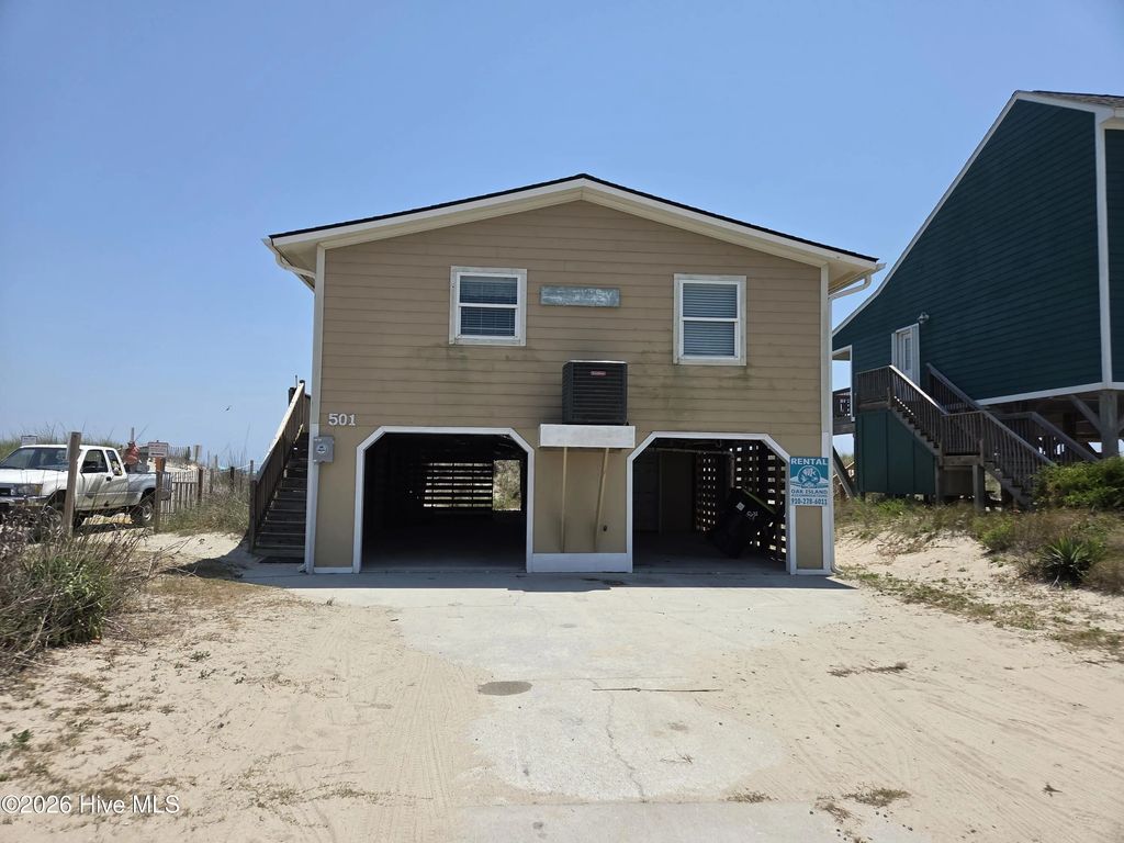 501 W Beach Drive, Oak Island