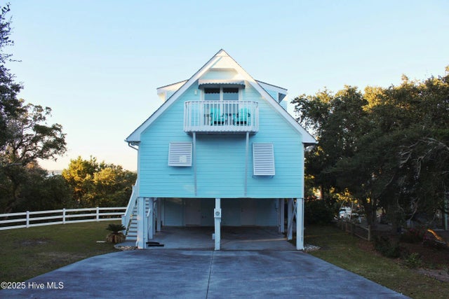 4004 Emerald Drive, Emerald Isle