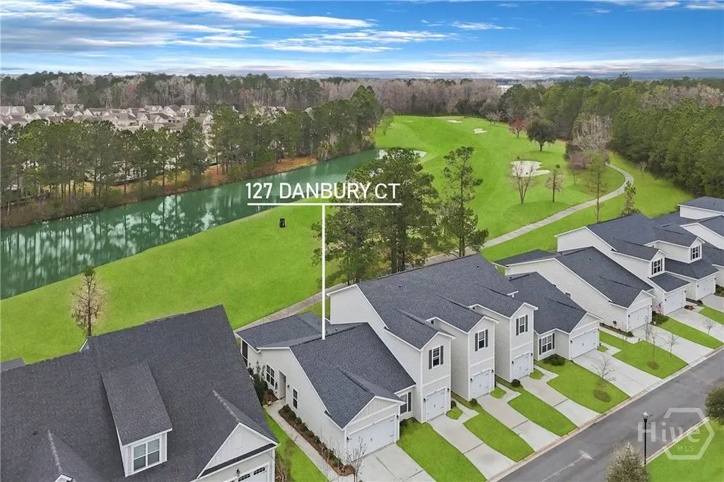 127 Danbury Court, Pooler