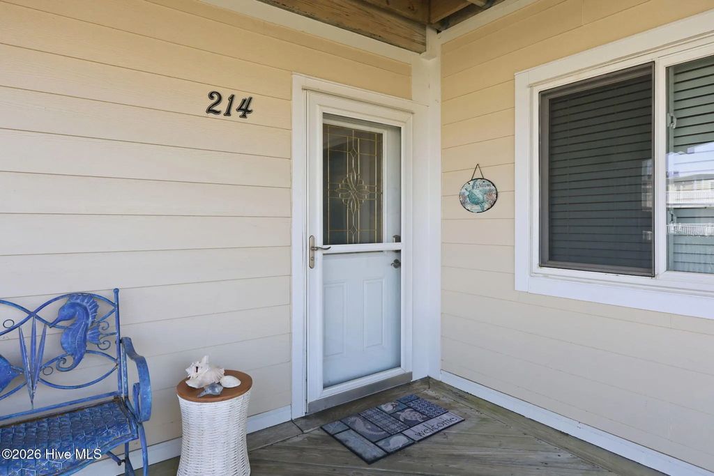 650 Salter Path Road 214, Pine Knoll Shores
