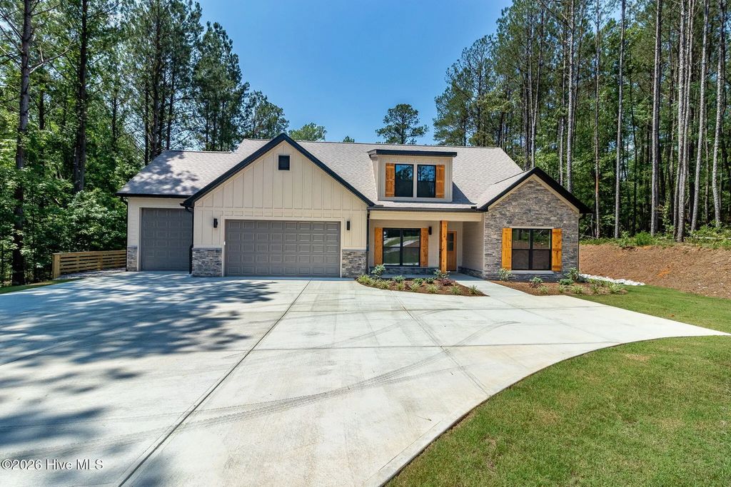 1036 Longleaf Way, Lincoln