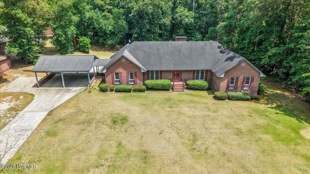 1013 Arrowhead Drive, Snow Hill