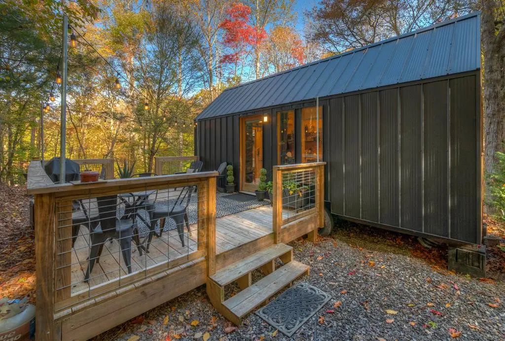 32 Rollingwood Lane, Bellview