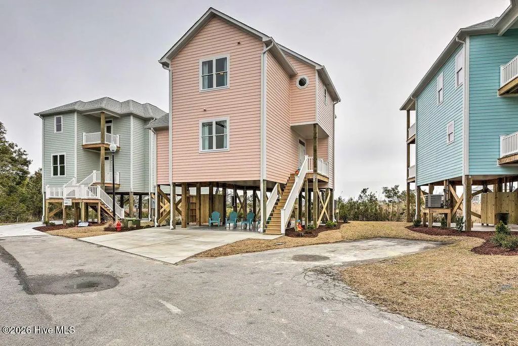 124 Salt Marsh Way, Atlantic Beach