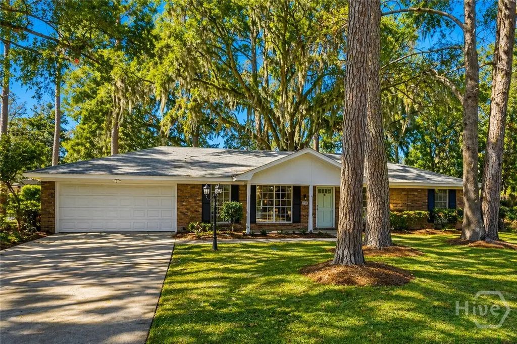 1609 Walthour Road, Savannah