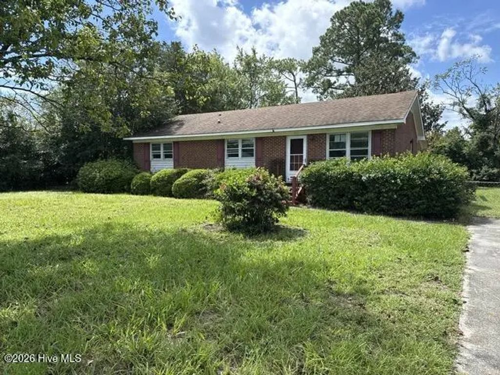 1005 Lord Thomas Road, Wilmington
