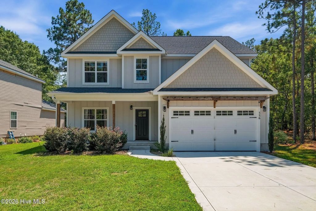 556 Bald Eagle Drive, Vass