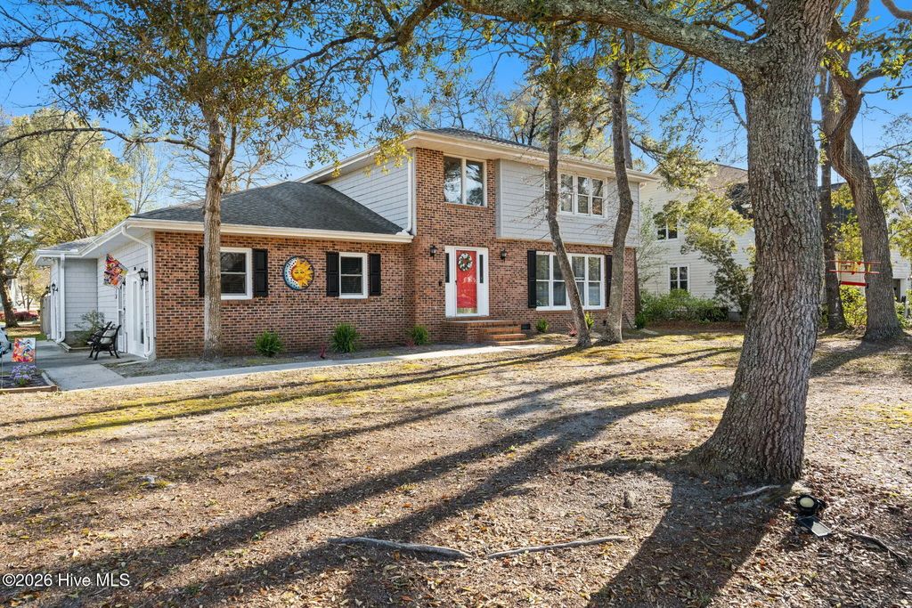 1706 Bay Tree Court Sw, Ocean Isle Beach
