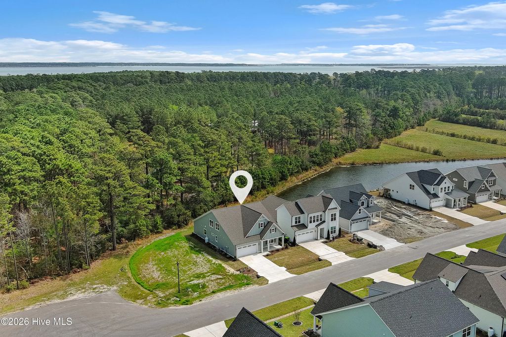 222 Windswept Lane, Beaufort