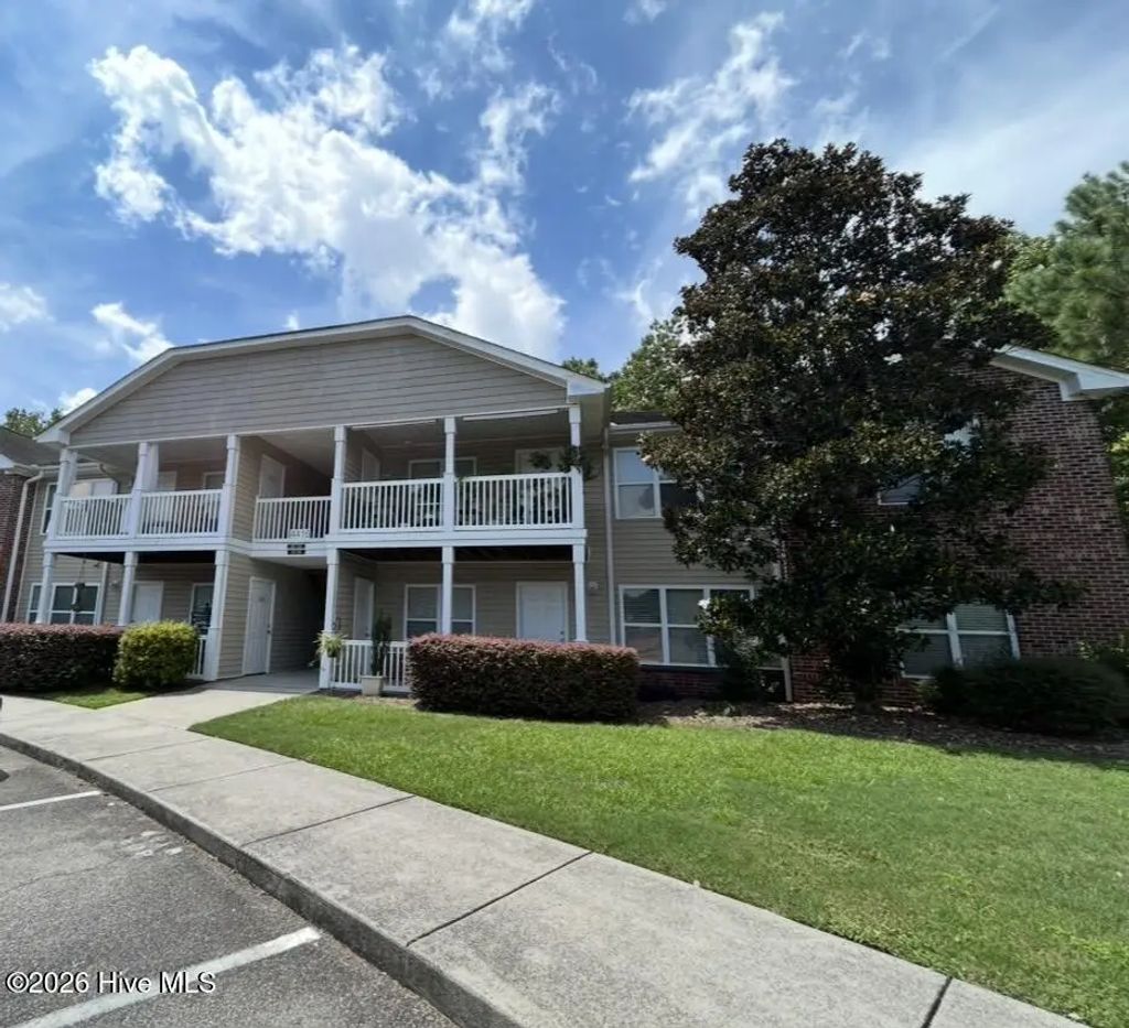 4416 Jay Bird Circle Unit 208, Wilmington