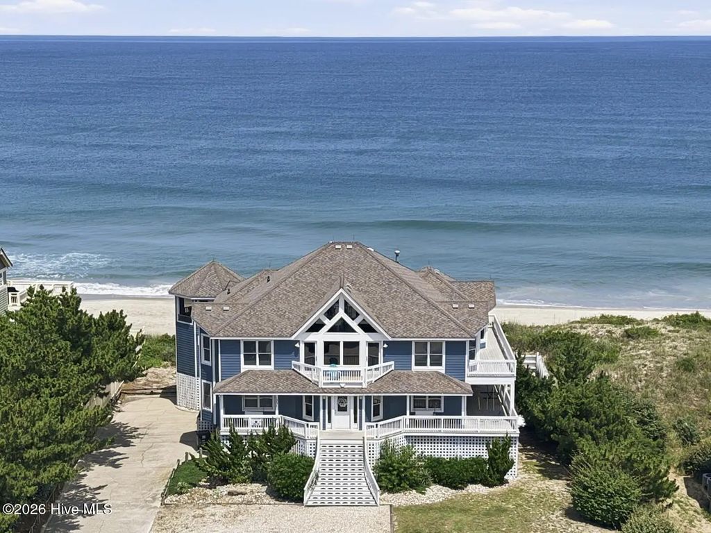 1231 Atlantic Avenue, Corolla