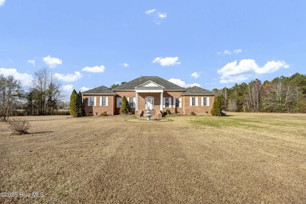 701 Best Road, Whiteville