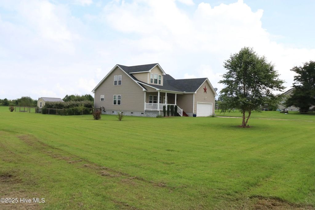 151 Bells Island Road, Currituck