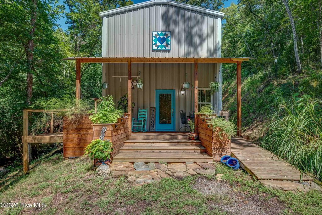 15 Ranger Hill, Ranger