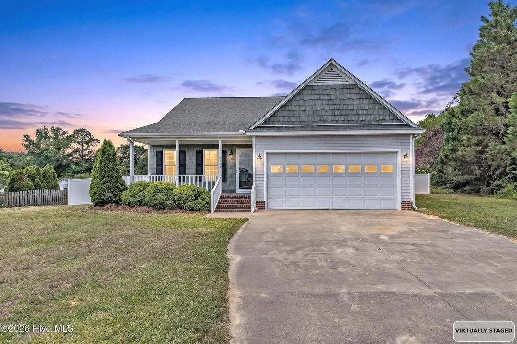 7712 La Finca Road, Elm City