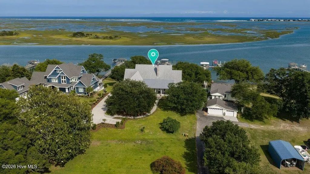 2322 Scotts Hill Loop Road, Wilmington