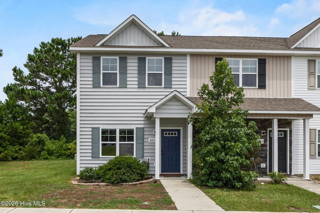 301 Justice Farm Drive, Sneads Ferry
