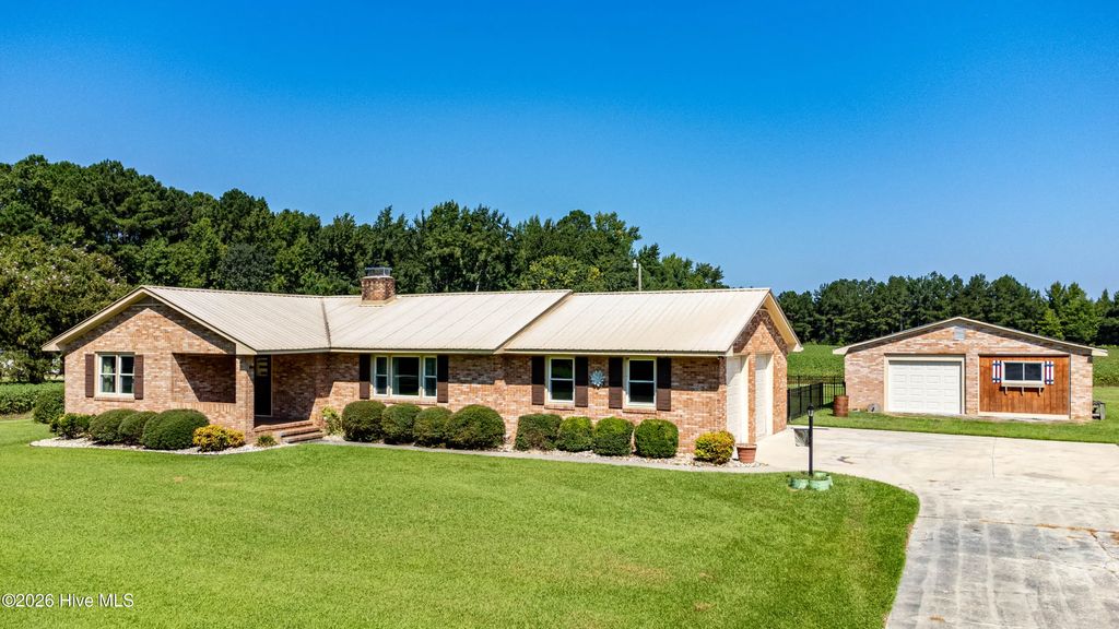12517 Us Hwy 64, Williamston