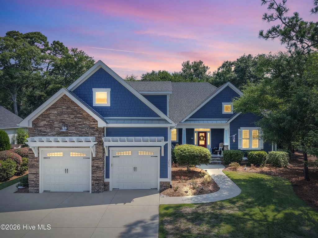 3890 Big Magnolia Way, Southport