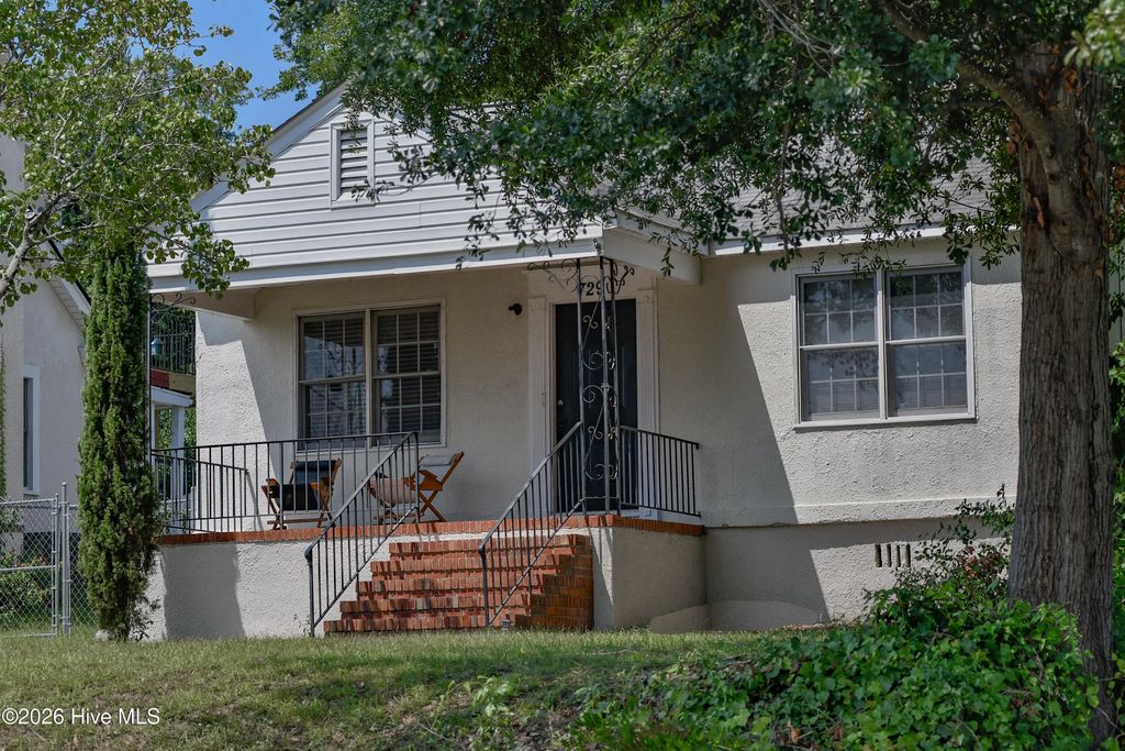 729 Heard Avenue, Richmond