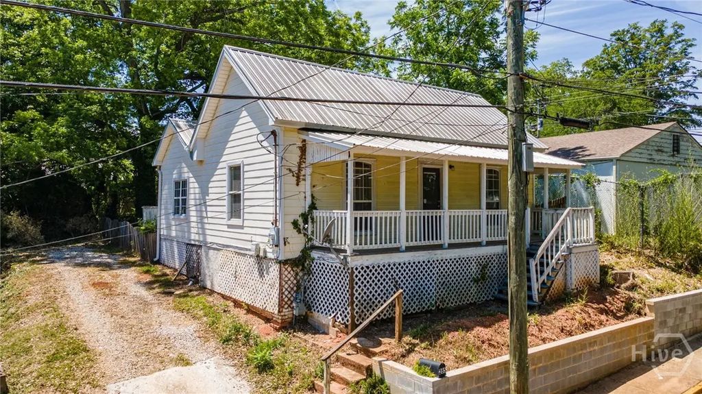 285 N Rocksprings Street, Athens