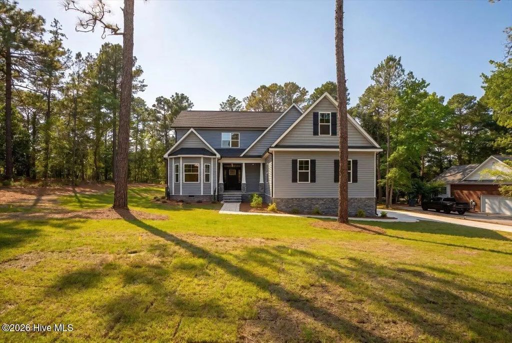451 Thimbleberry Drive, Vass